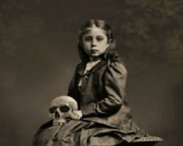 La bambina cannibale